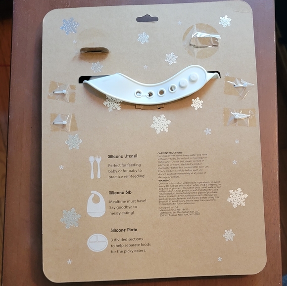 NEW Baby Toddler 4-pc Silicone Meal Feeding Set Christmas Snowman Holiday Bib - Picture 2 of 5